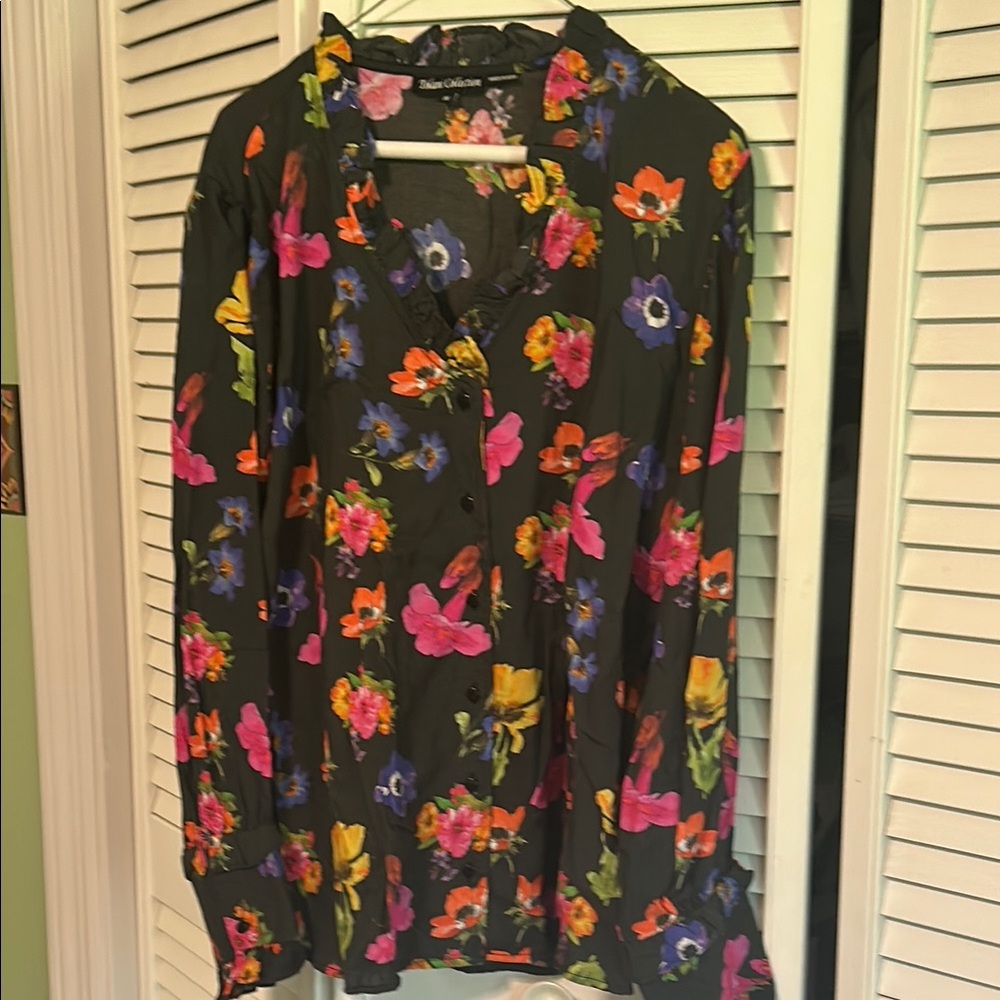 Tolani Multicolor Floral Top